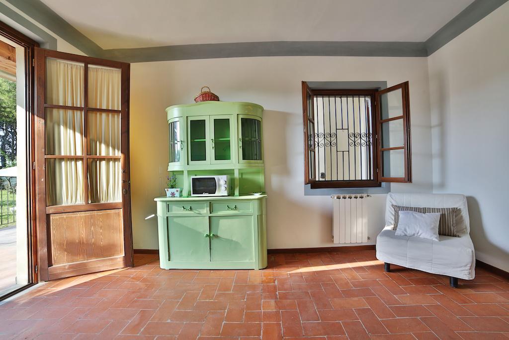 Fattoria Pagnana Suites & Pool Rignano sullʼArno Δωμάτιο φωτογραφία